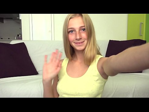 ❤️ Ko mi je dolgčas, lenobno masturbiram svojo rožnato pičko ❤️ Porno pri nas