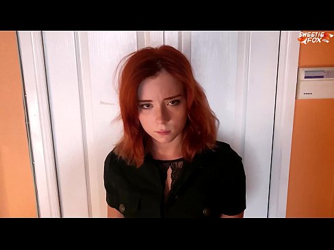❤️ Varnostnik kaznuje lepo žensko za krajo v trgovini - sperma v ustih ❤️ Porno pri nas